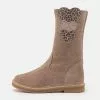 Friboo LEATHER - Stiefel - Taupe, Kinder 1 Friboo LEATHER - Stiefel - Taupe, Kinder -Friboo Verkäufe ae37e2e74ad44405a66c0effdb8c1e92