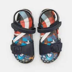 Friboo MARVEL CAPTAIN AMERICA STRAPPY SANDALS UNISEX - Riemensandalette - Dark Blue -Friboo Verkäufe b046cd78c0434d58a3b89d7fef38823f